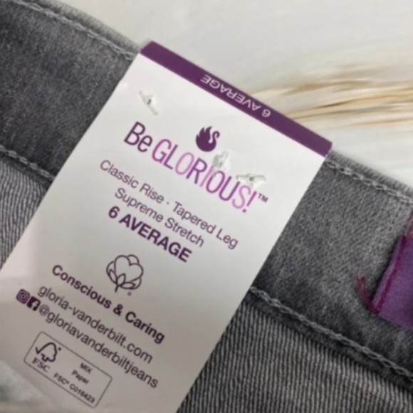 NWT Gloria Vanderbilt Amanda Classic Rise Tapered Leg Denim Jeans Women’s Size 6 - Picture 3 of 6